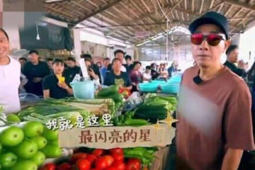 「陳小春」上菜市場　和小販互動時的反應　盡顯人品！